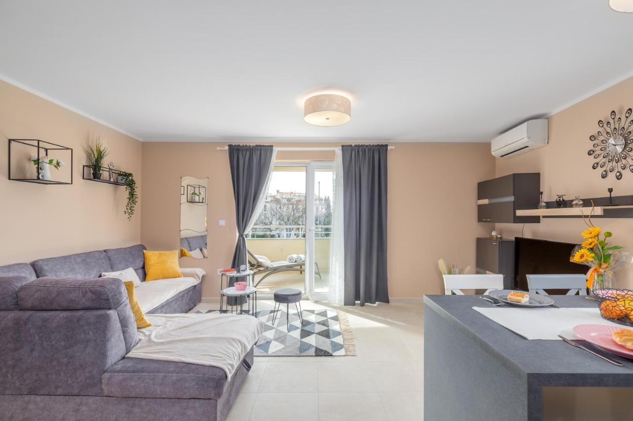 Apartment Andrea Poreč Eksteriør bilde